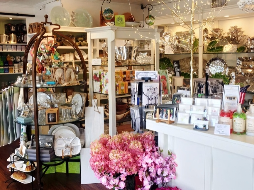 Gift shop with flowers and decorative items.