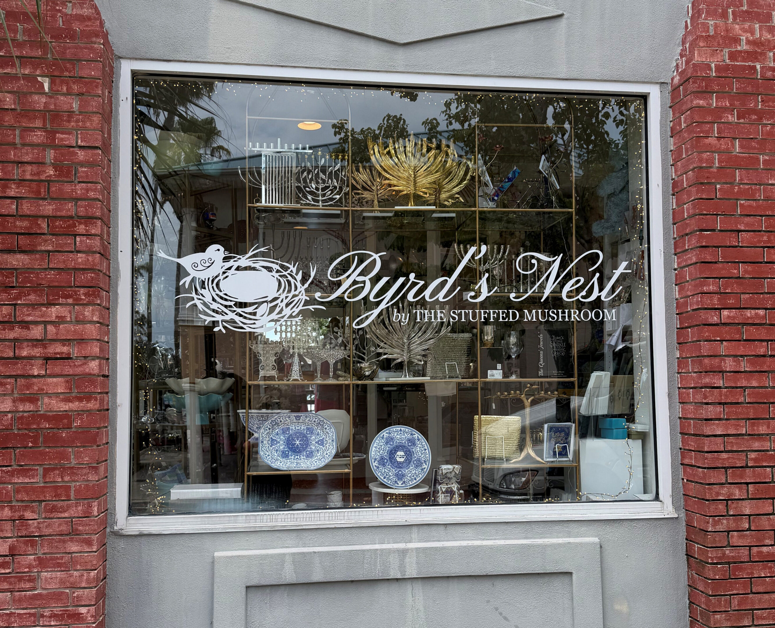 Byrd's Nest corner window